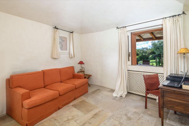 Villa for sale in Piccolo Romazzino, Porto Cervo, Sardinia, Italy
