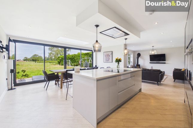Southview Long Lane, Stafford photo 2