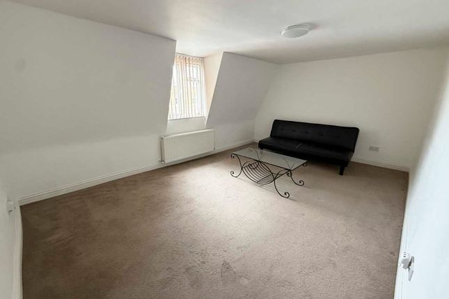 2c, Sambourne Road, Warminster photo 4