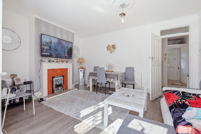 Hertford Road, Enfield photo 3