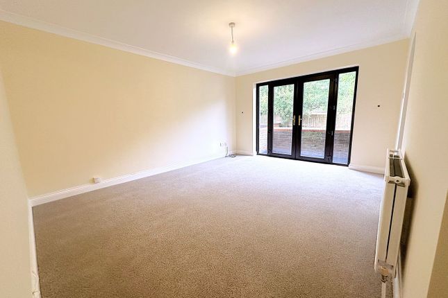 Beaulieu Court, De la Warr Road, Bexhill-on-Sea photo 4