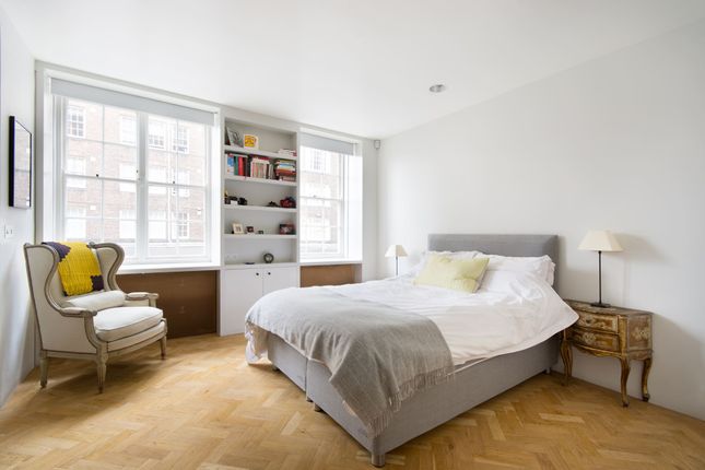 Flat to rent in Queens Court, Bayswater, Westminster