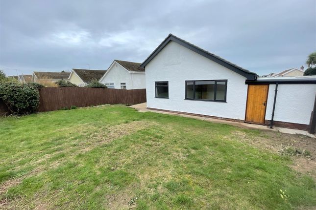 Link-detached house for sale in Whitestone Avenue, Bishopston, Swansea