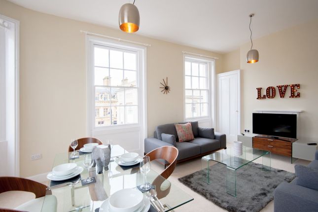 Flat 2, High Street, Cheltenham photo 4