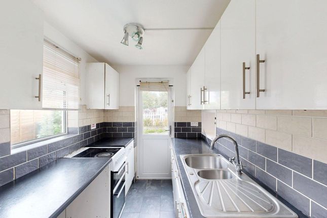 207 Beverley Road, Ruislip photo 4