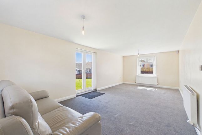 11 Mona Road, Workington photo 4