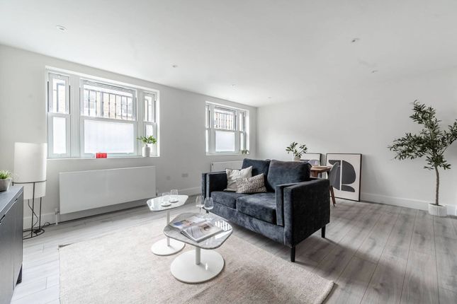 Thumbnail Flat for sale in 3 Rosemont Road, Hampstead