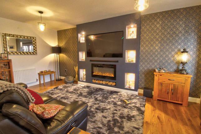 10, Simonside Drive, Morpeth photo 2