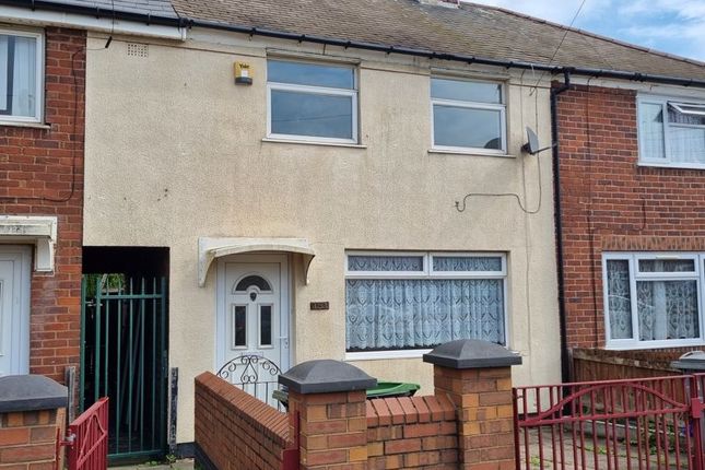 Thumbnail Terraced house to rent in The Courtyard, Wood Lane, West Bromwich