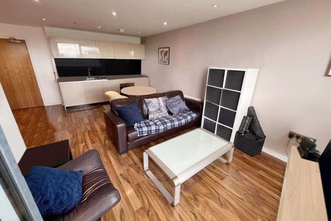 Flat 67 Milliners Wharf, 2, Munday Street, Manchester photo 4