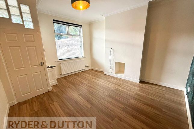 10, Daisy Street, Oldham photo 2