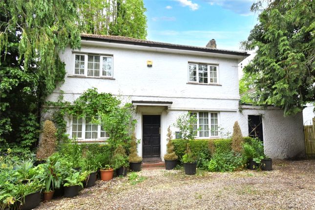Detached house for sale in London Road, Newbury, Berkshire
