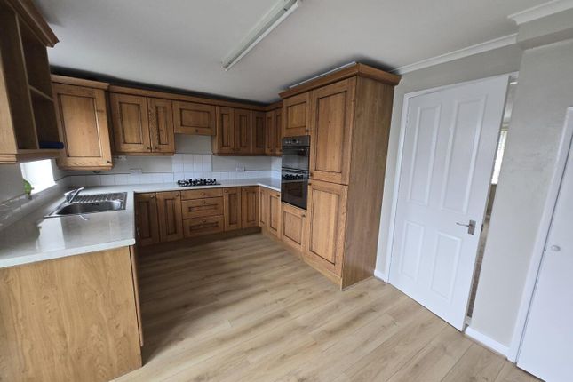 53, Fennel Grove, South Shields photo 4