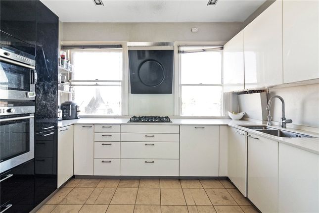 Flat 4 Burlington House, 41, Wandle Road, London photo 3