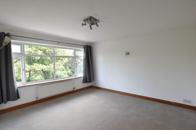 Flat to rent in Severn Grange, Northwick Road