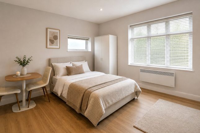 19, Heathside Road, Hertfordshire photo 2