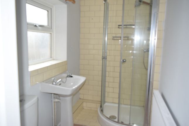 33, Blackburn photo 5