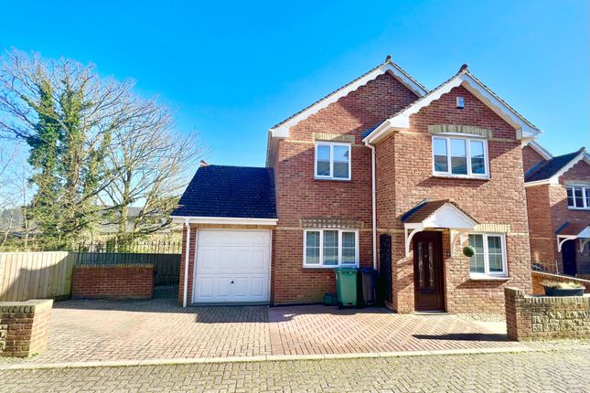 Thumbnail Detached house to rent in Bartletts Close, Sandown