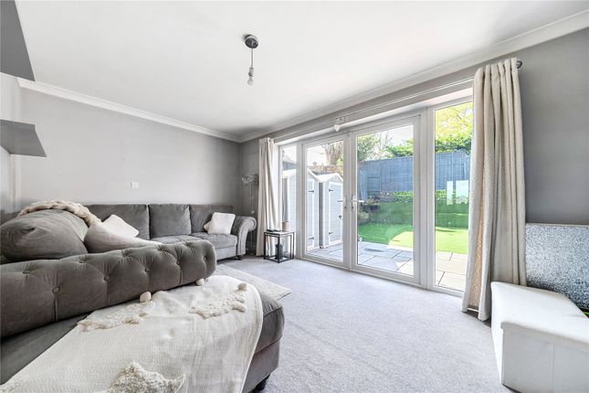 23, Springholm Close, Westerham photo 3