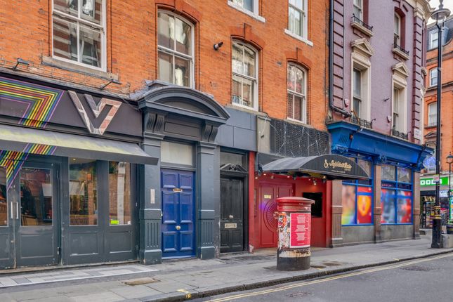 Office to let in Brewer Street, London