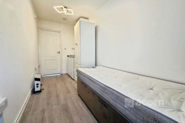 The Annexe, 202, Willow Road, Dartford photo 3