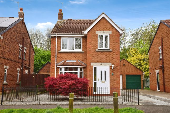 Thumbnail Detached house for sale in Lindengate Avenue, Hull