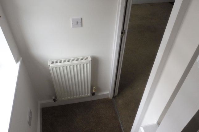 287, Barnsley Road, Wombwell photo 3