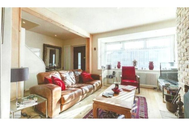 47, Jubilee Road, Greenford photo 3