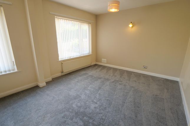 6, Forge Wood Close, Lancaster photo 3