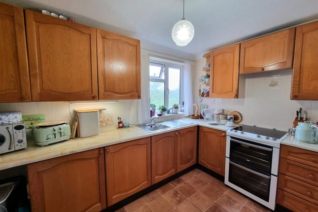 10 Pendruccombe Court, Tavistock Road, Launceston photo 3