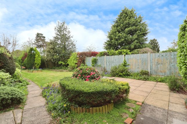 Link-detached house for sale in Beswick Gardens, Bilton, Rugby