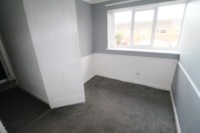 17 Creekwood, Middlesbrough photo 5