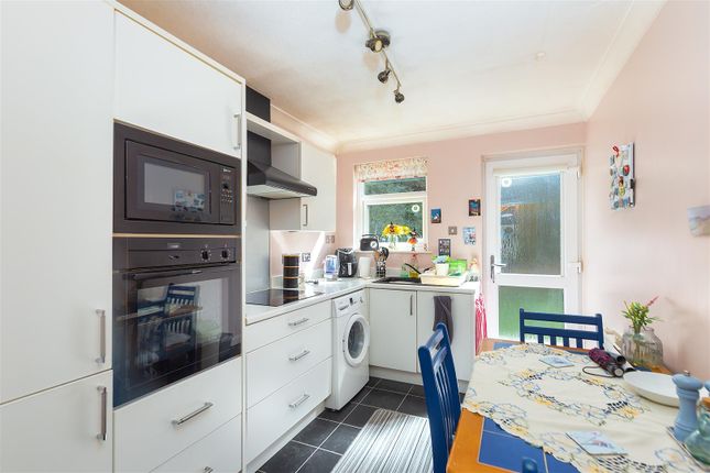 30, Arden Close, Lancaster photo 4