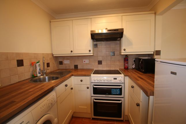 161, Maplin Park, Langley photo 3