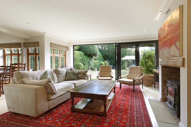 39, Woodside Avenue, Buckinghamshire photo 4