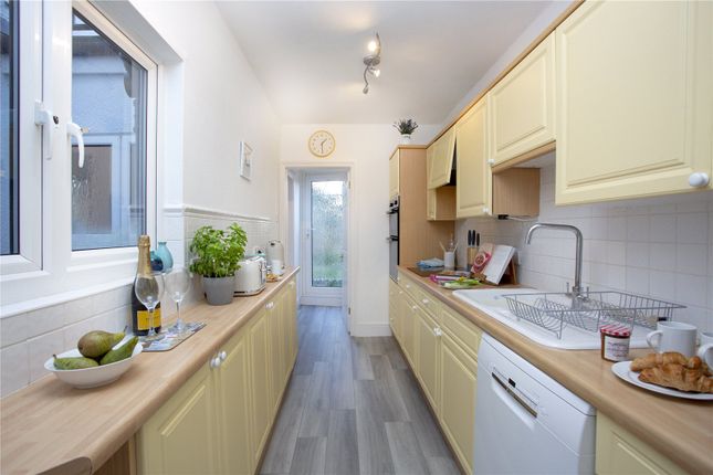 23, Holmdale, Sidmouth photo 3