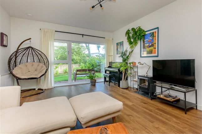 63, Tweedsmuir Drive, Edinburgh photo 3
