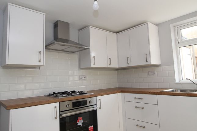 18, White Street, Hull photo 4