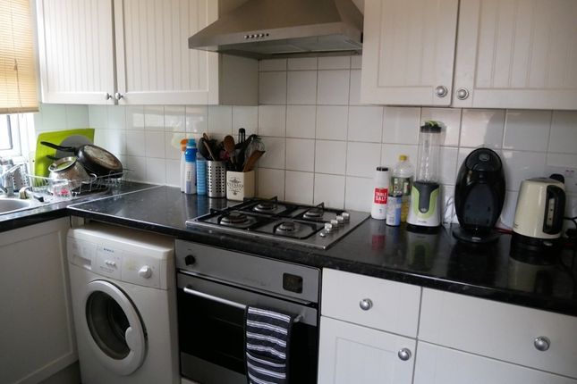 145, Villiers Road, Kingston upon Thames photo 2