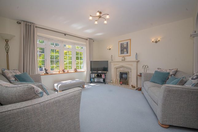 4, Pendula Way, Eastleigh photo 3