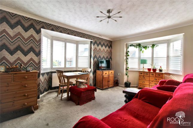 38,, Ferndale Court, Berkshire photo 4