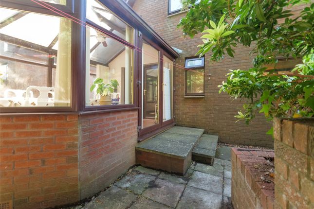 8, Burnbank Place, Kilmarnock photo 4