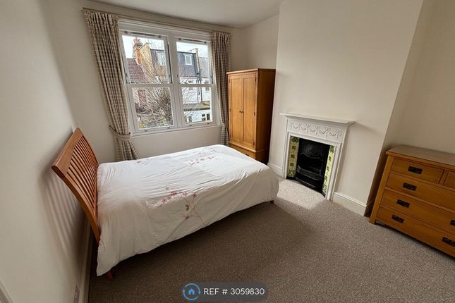Fircroft Road, London photo 4