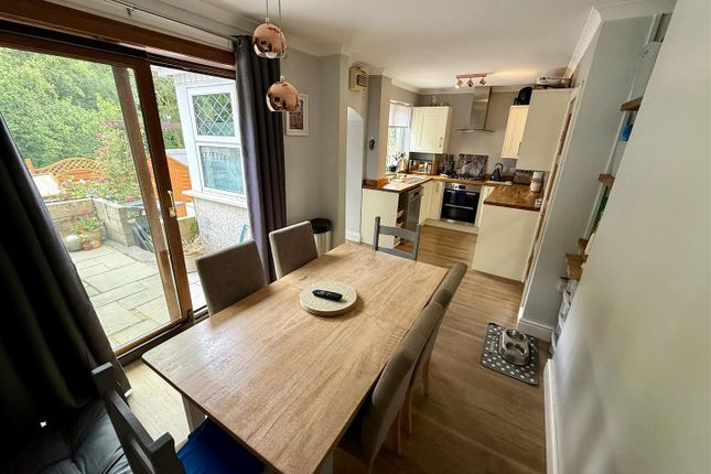 7, Heol Y Dderi, Glanduar Llanybydder photo 2