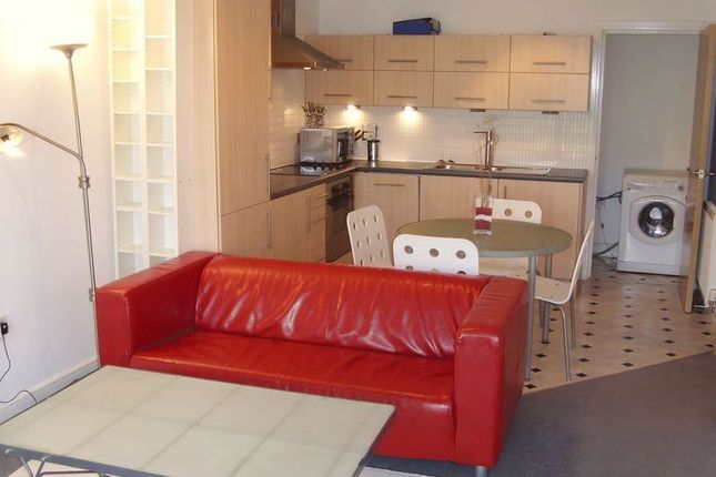 68, Montmano Drive, Manchester photo 4