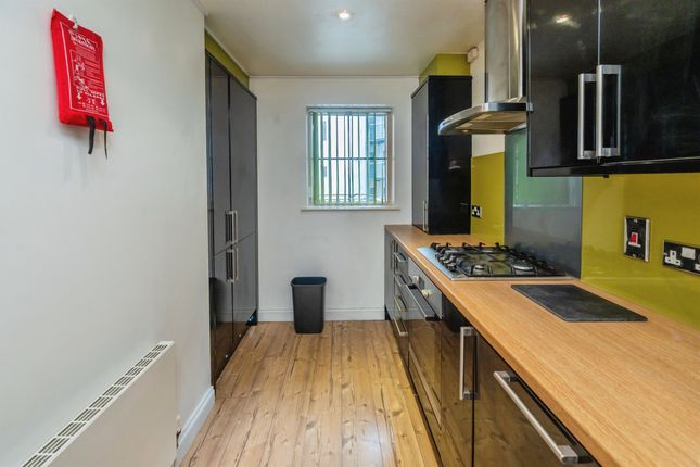 Flat 16, Brindley Point, 20, Sheepcote Street, Birmingham photo 3