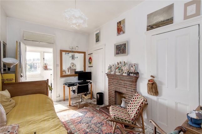 Semi-detached house for sale in Wandle Road, Wandsworth Common, London