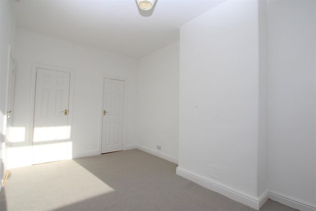 Cliffe Lane, Cleckheaton photo 2
