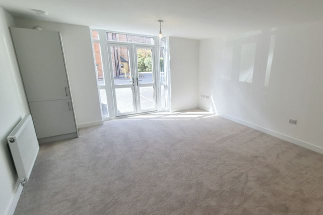 1 Bed Apartment, Wakefield