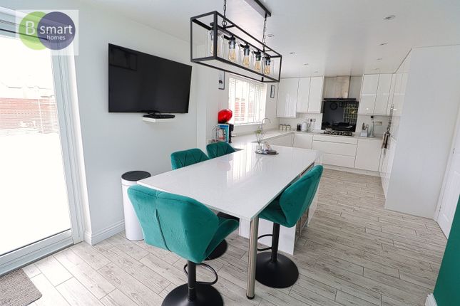 47, Red Kite Avenue, Rotherham photo 4